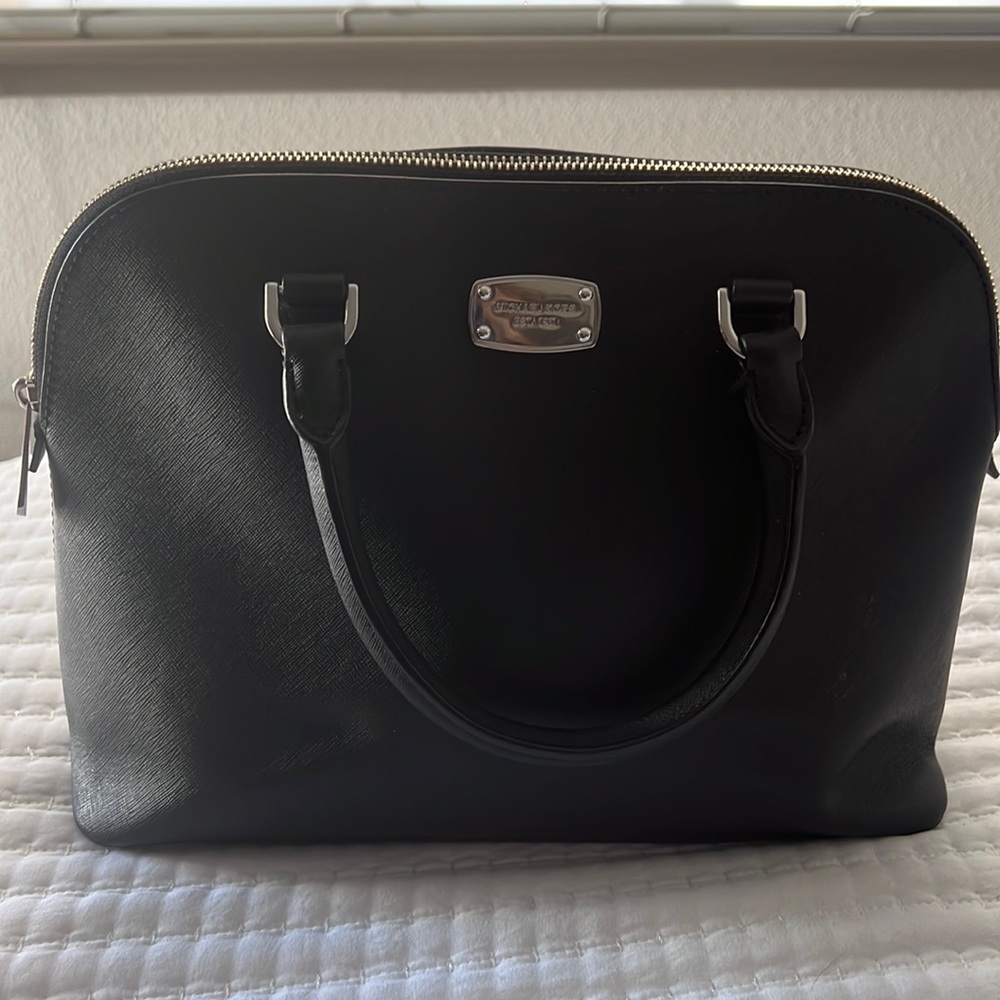 Michael Kors Cindy top handle with crossbody strap
